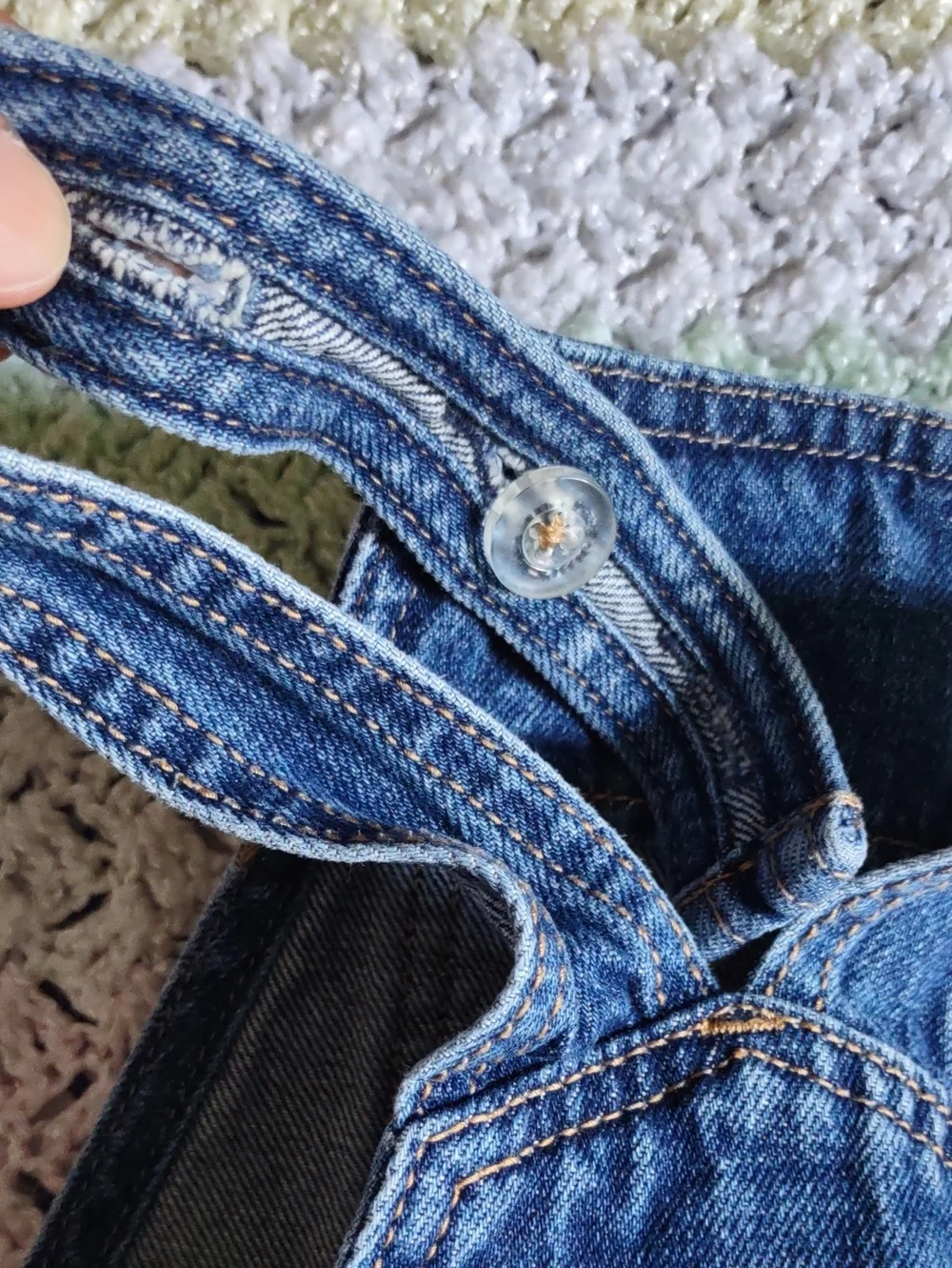 Old Navy Girl's Small(6/7) Distressed Denim Shortalls
